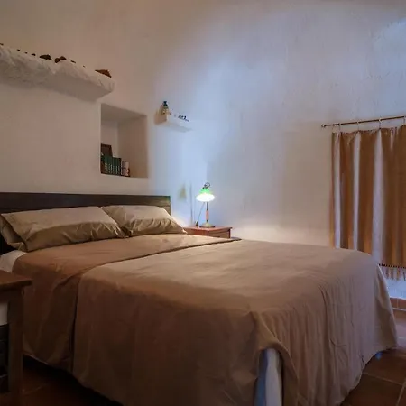 Trullo Nonna Anna * Ostuni